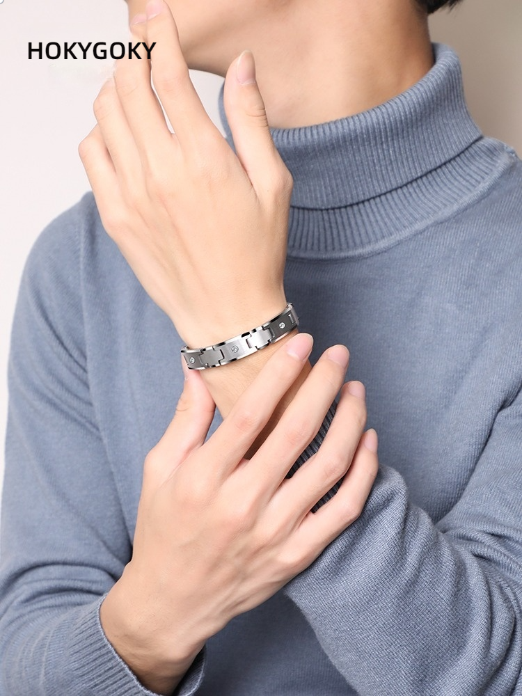 20cm Men's Tungsten Gold Bracelet Personalized Bracelet Simple Engraving Jewelry for Boyfriend's Birthday Gift Men's Light Luxury Business Jewelry 857 Tungsten Gold Timeless Zircon Gorgeous Cutting Shows Identity Taste Fashion Accessories