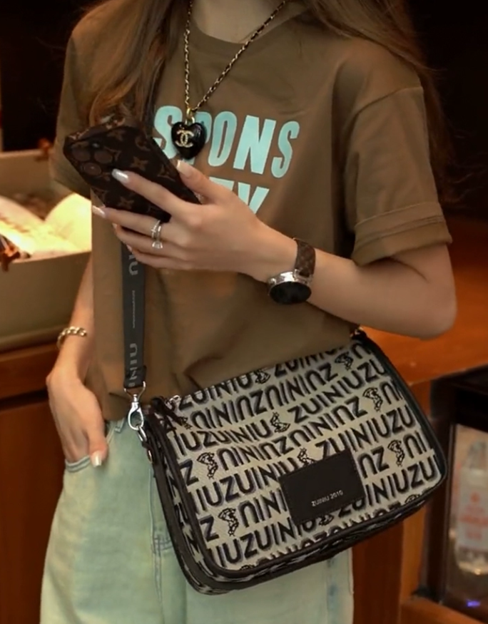 1101-2025 Hot-Selling Dumpling Bag – Premium Oxford Shoulder & Crossbody Bag for Women