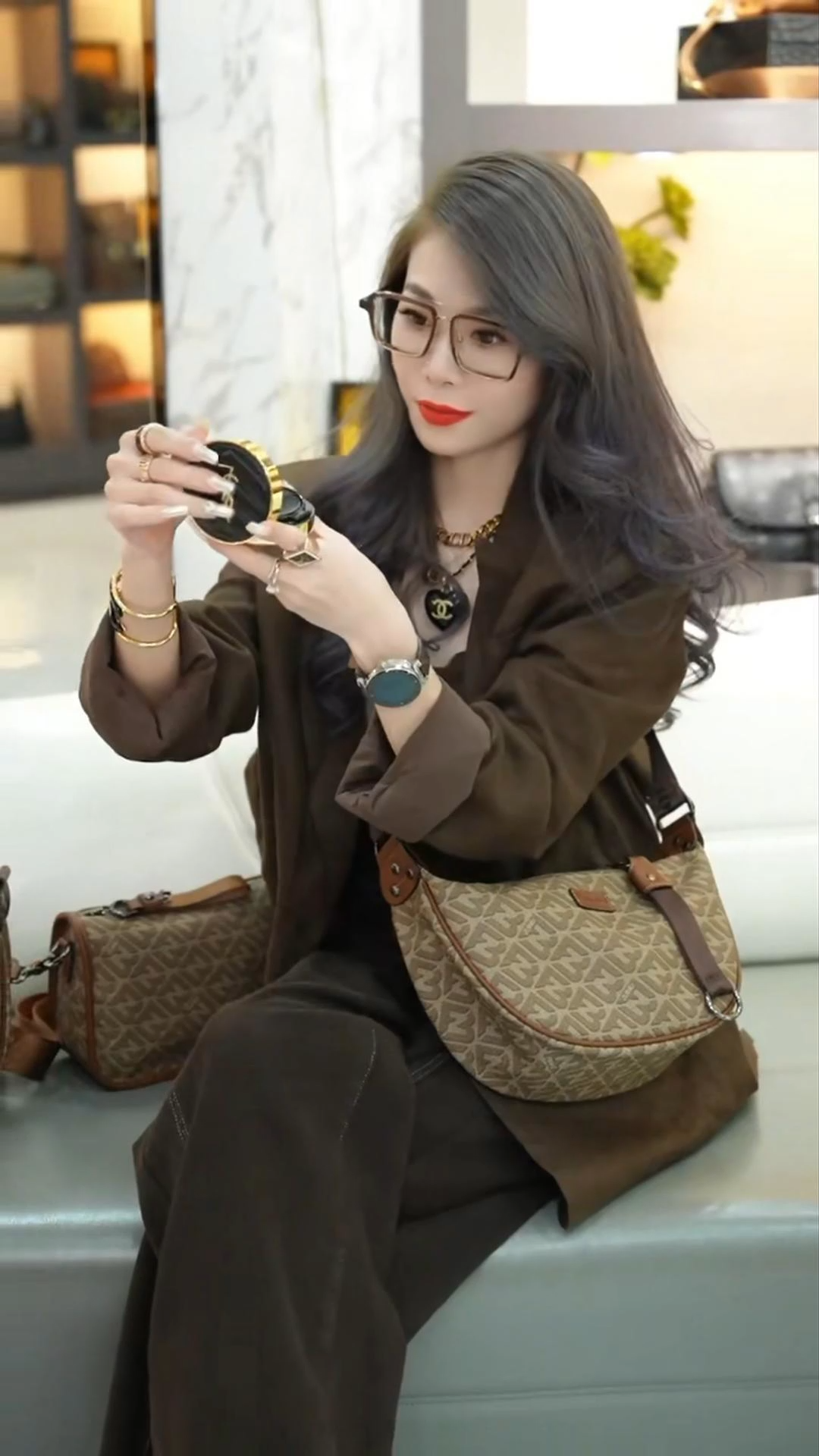 1120-2025 New Fashion Crescent Moon Bag – Elegant Shoulder & Crossbody Purse | Minimalist Design, Premium Texture