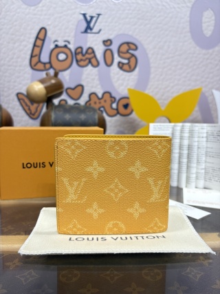 1190-Yellow Flower Compact Wallet