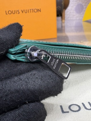 1194-Green Flower Zipped Card Holder