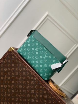 1215-Pochette Voyage Souple – Green