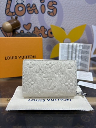 1208-Clea Wallet – White Short Wallet