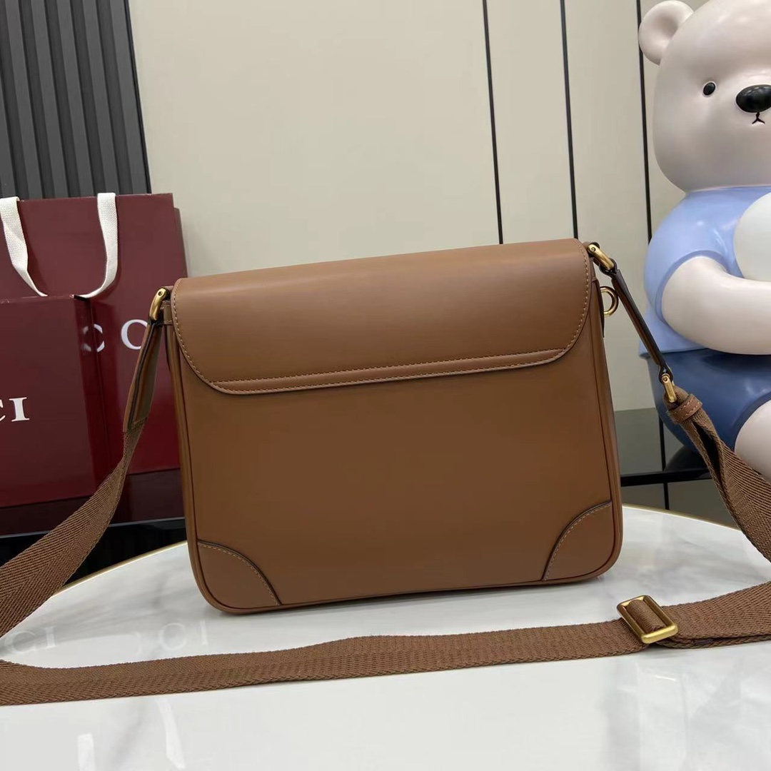 3026-Gucci GG Emblem Men's Crossbody Bag | Refined Brown Leather for 2025