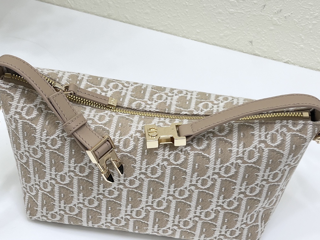 5042-Dior Oblique Canvas Top Handle Bag | Everyday Elegance with Timeless Appeal