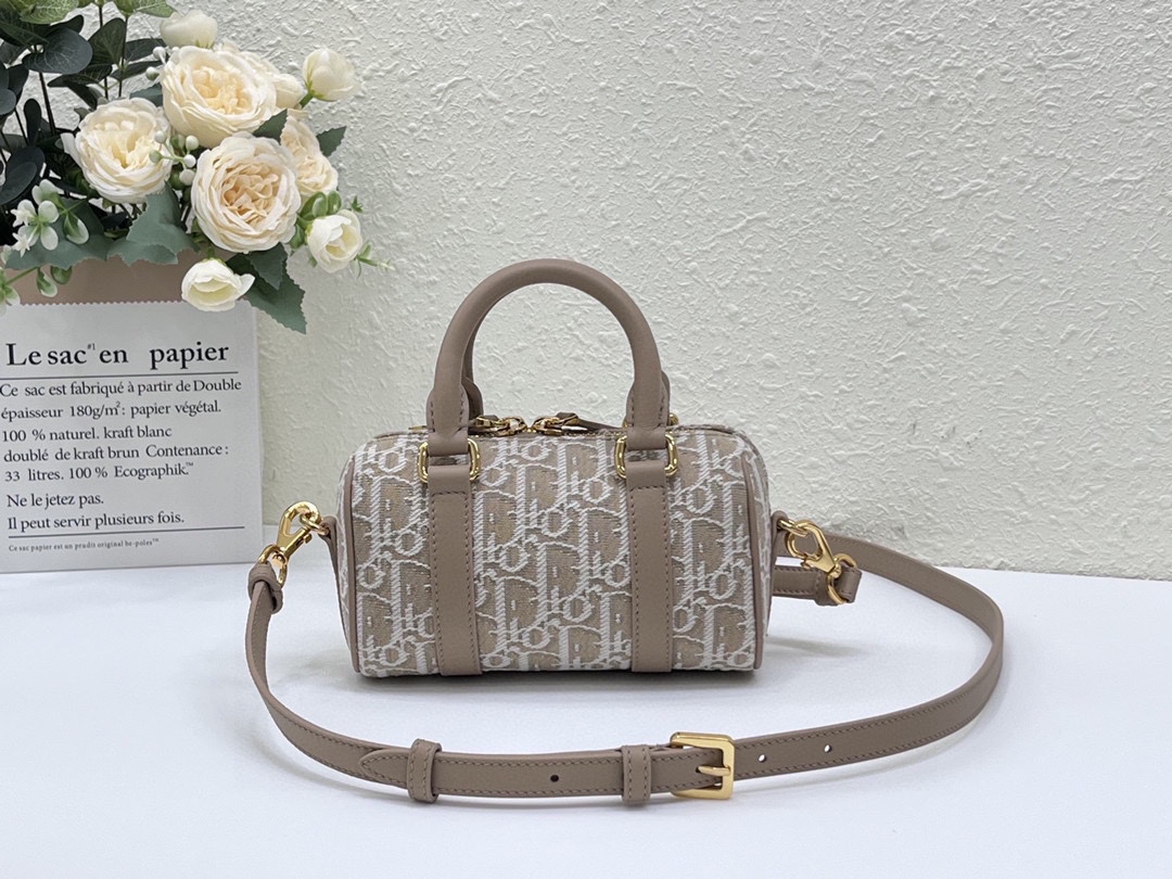 5038-Dior Oblique Jacquard Top-Handle Bag | Iconic Pattern with Everyday Elegance