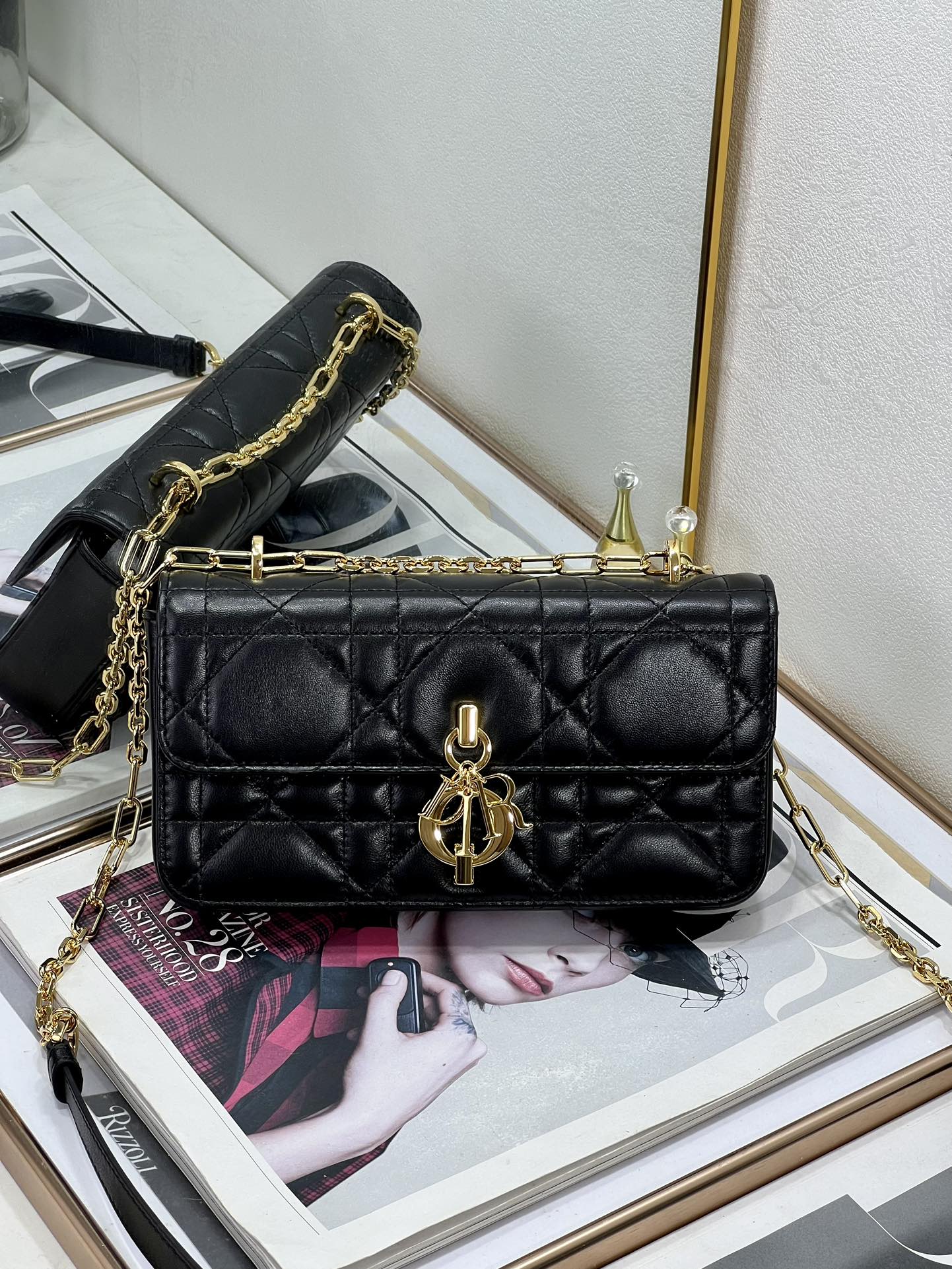 5045-Dior Quilted Leather Handbag | Timeless Craftsmanship Meets Modern Elegance