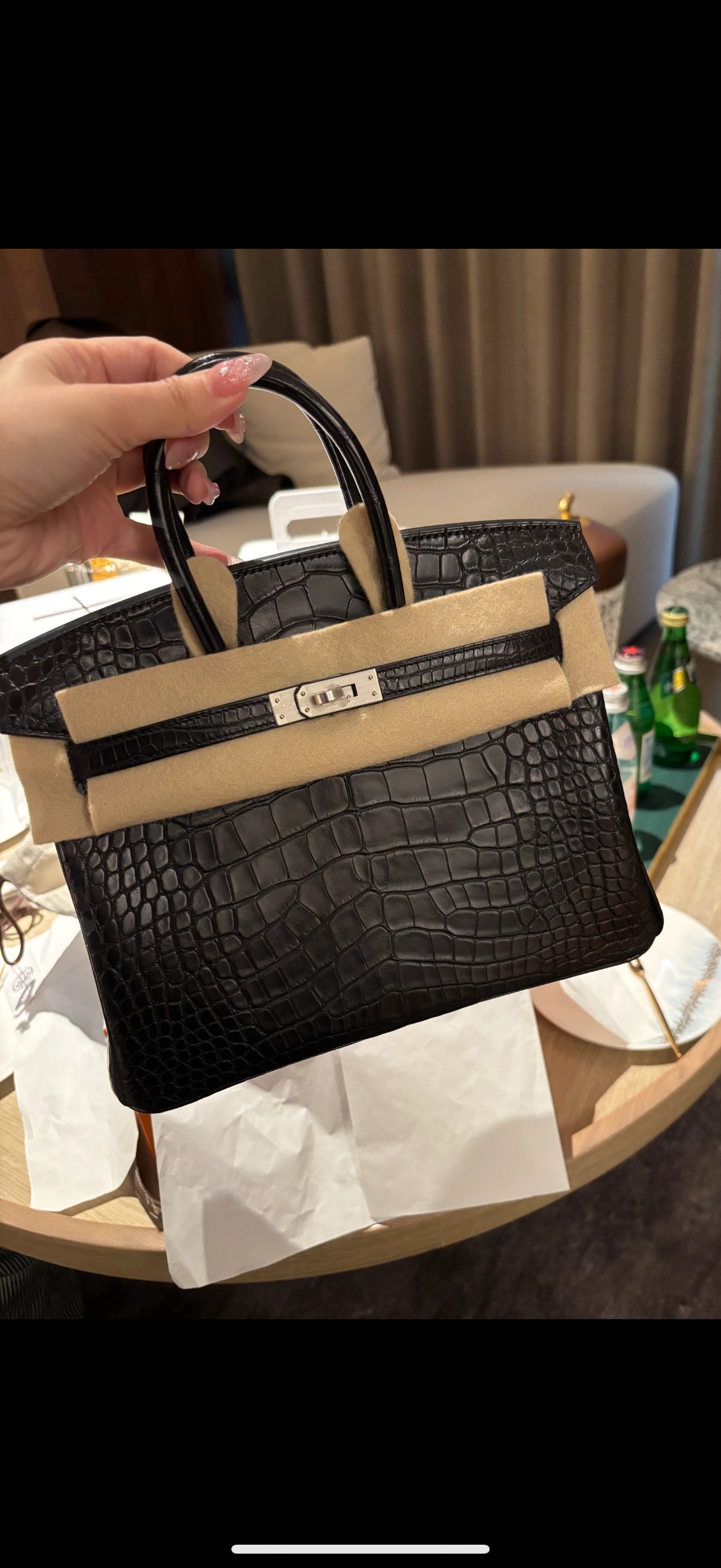 6039-Hermès Birkin Bag | Black Crocodile Leather with Gold Hardware