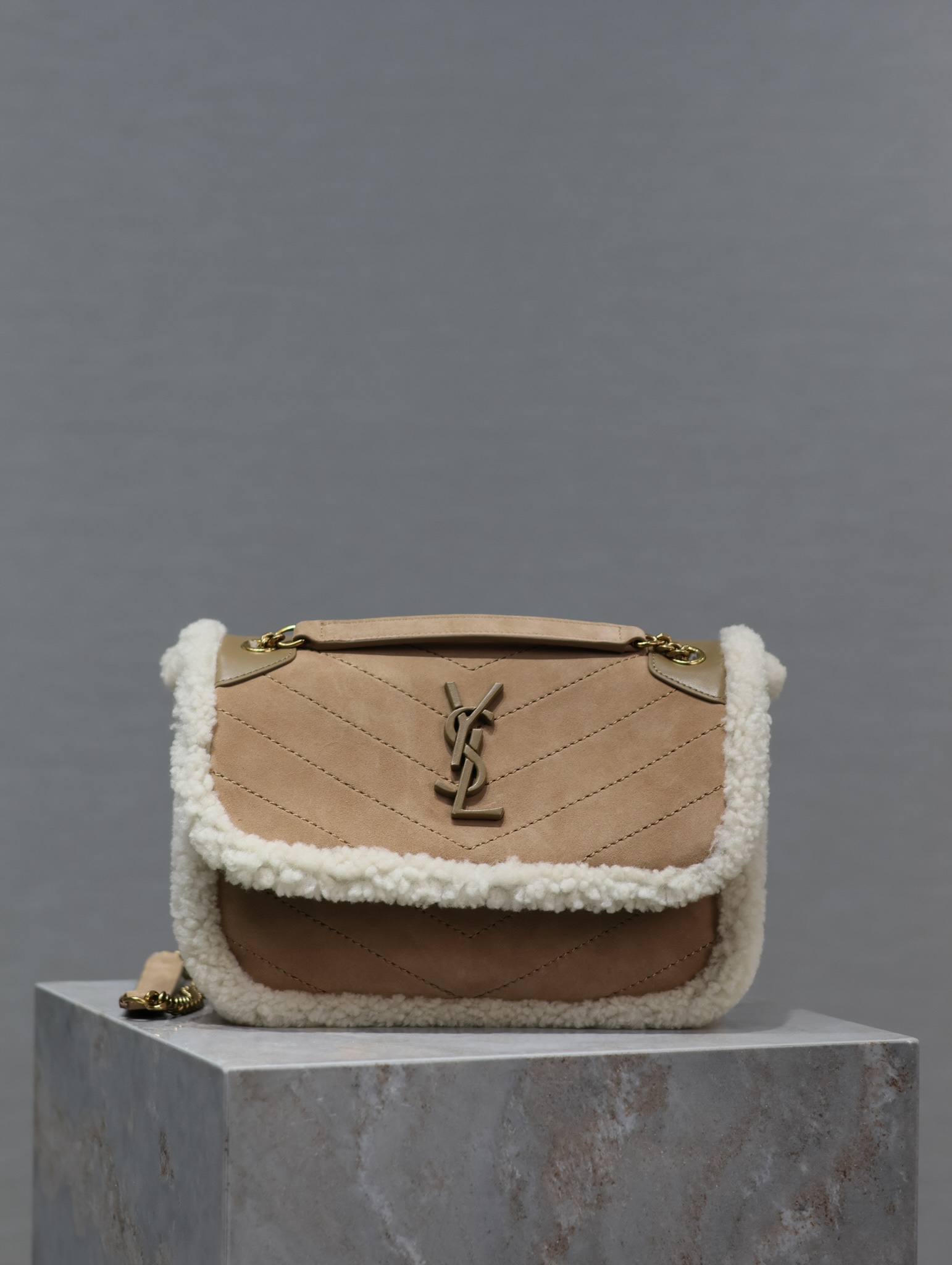 7061-YSL Suede Shearling Shoulder Bag | Cozy Elegance in Khaki