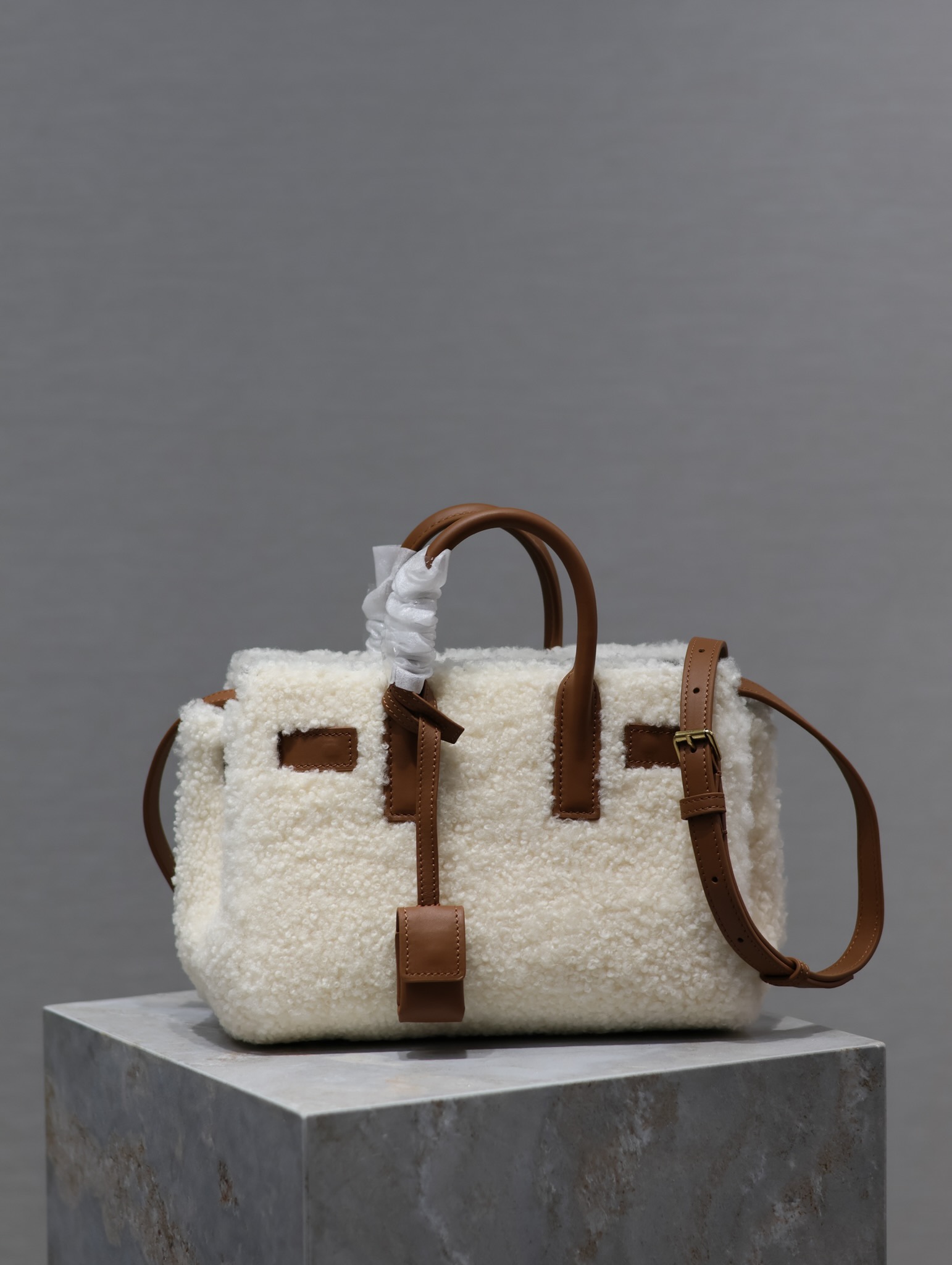 7065-Winter White Shearling Handbag | Cozy Elegance with Deep Brown Leather Accents