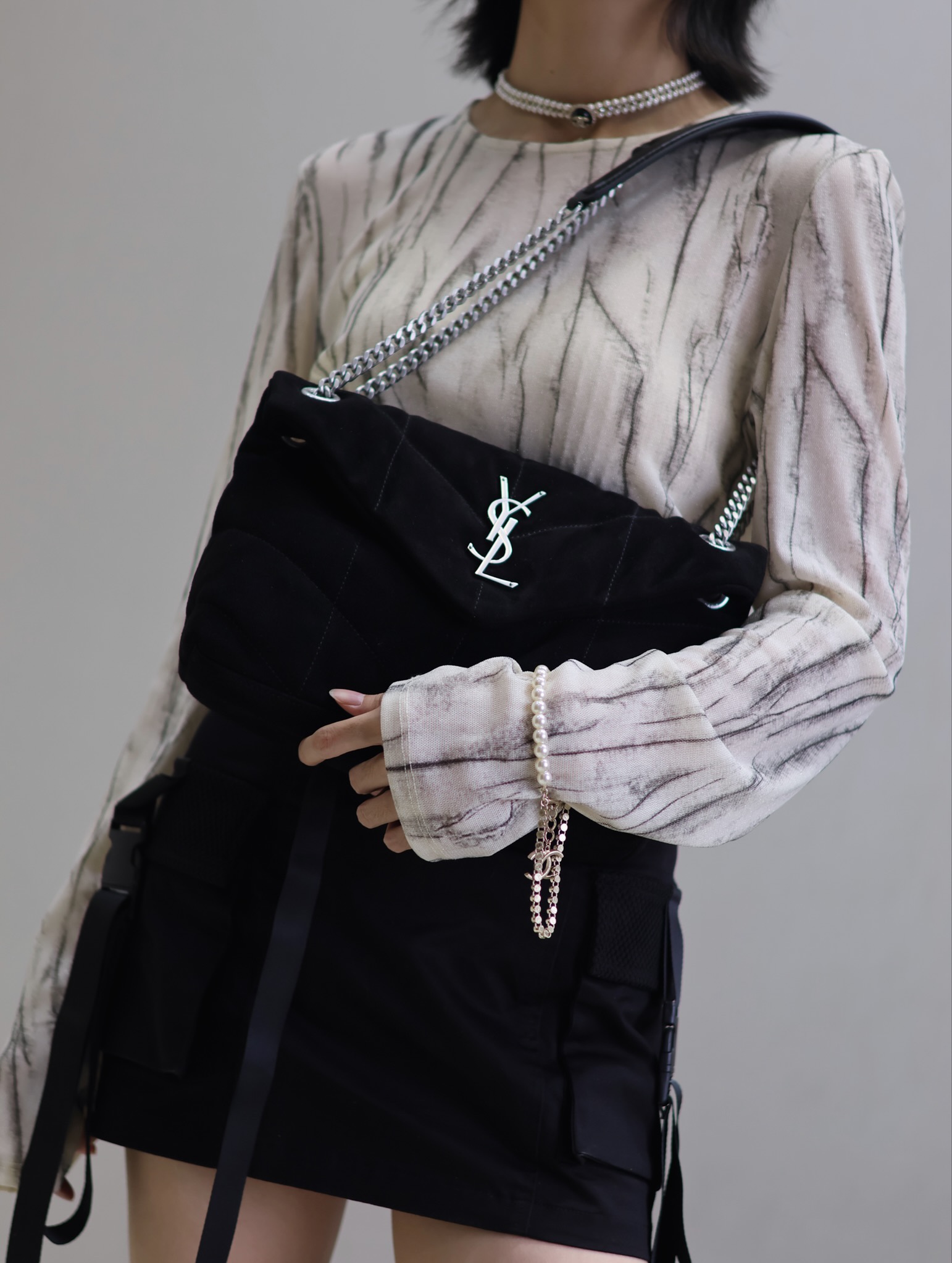 7073-SAINT LAURENT Black Suede Quilted Bag | Luxurious Texture with Iconic Elegance