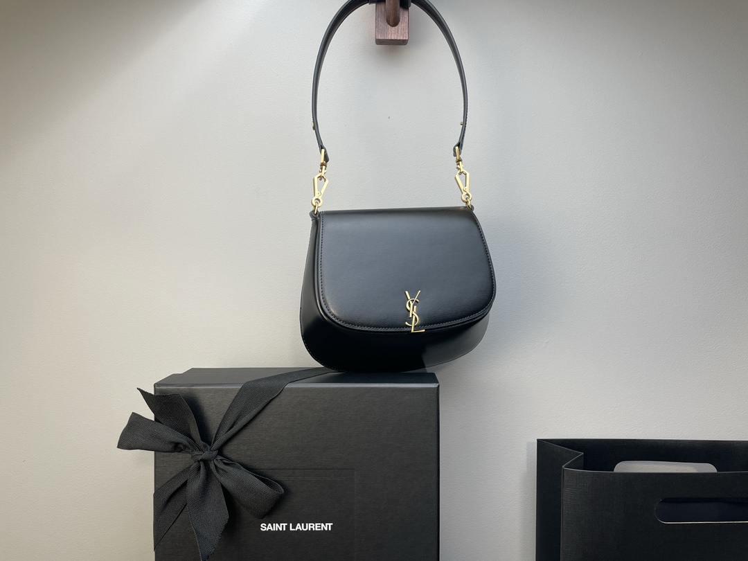 7072-SAINT LAURENT Black Leather Shoulder Bag | Timeless Elegance with a Sculptural Silhouette