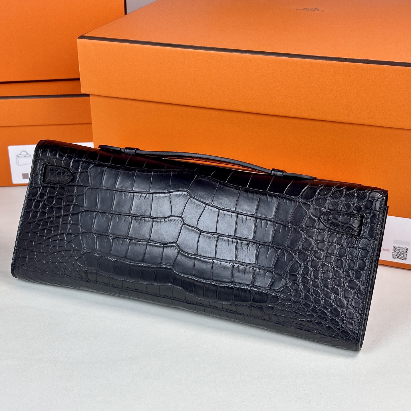 6054-Hermès Kelly Wallet in Black Crocodile Leather | Iconic Luxury in a Timeless Silhouette