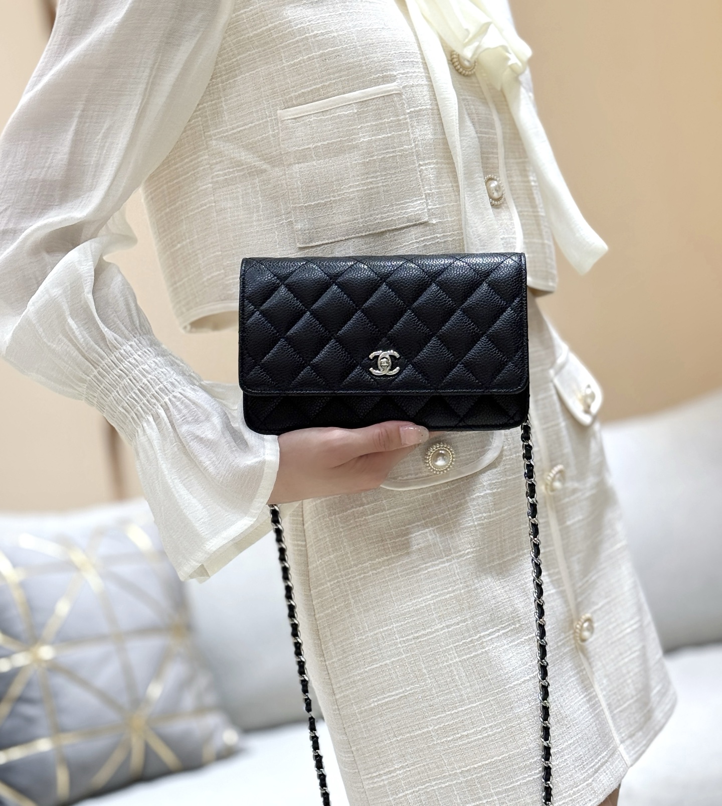 4022-Chanel Classic Quilted Chain Bag in Black Caviar Leather | Timeless Elegance with a Modern Edge