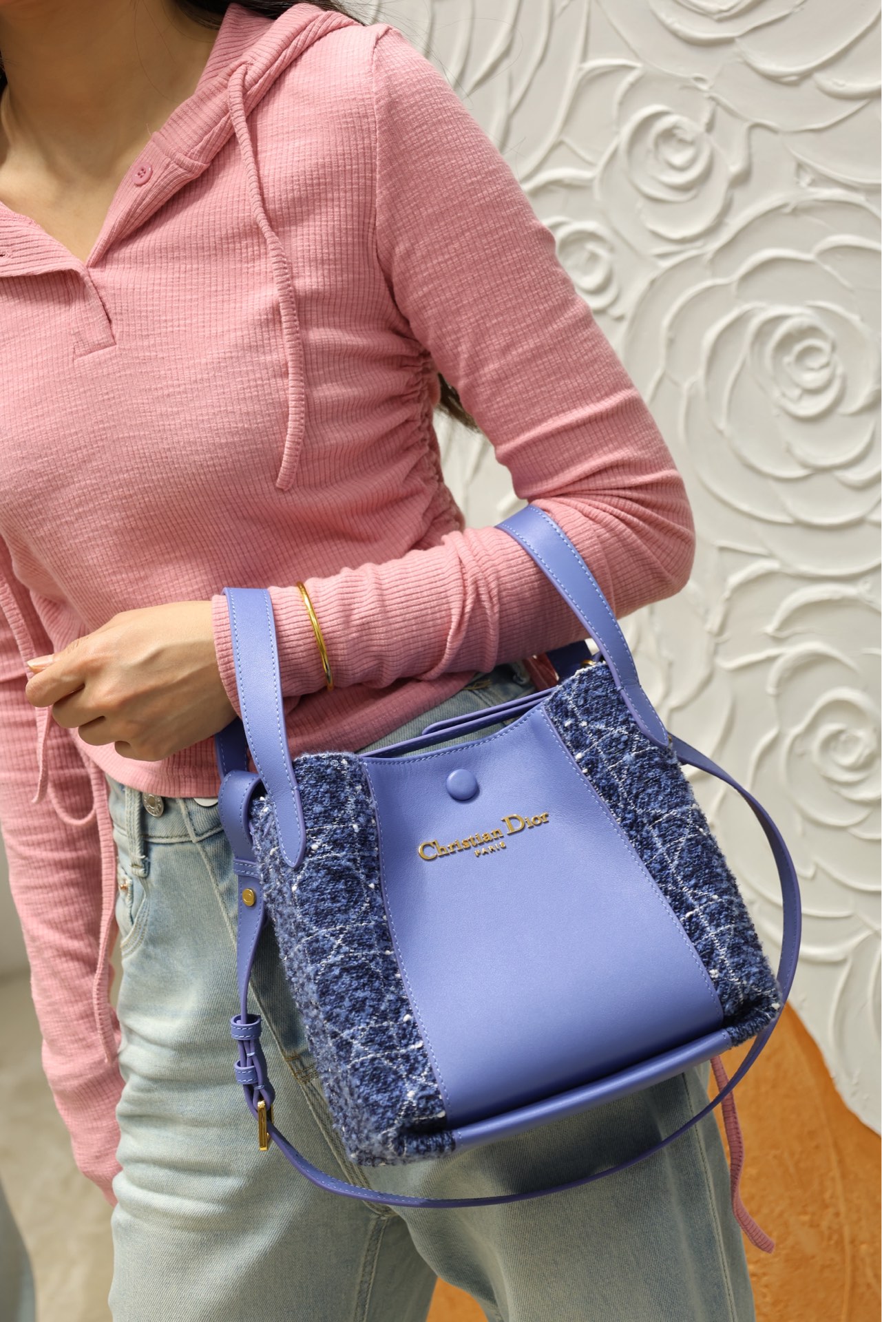 5049-Dior Lilac & Navy Tweed Shoulder Bag | A Fresh Fusion of Elegance and Style