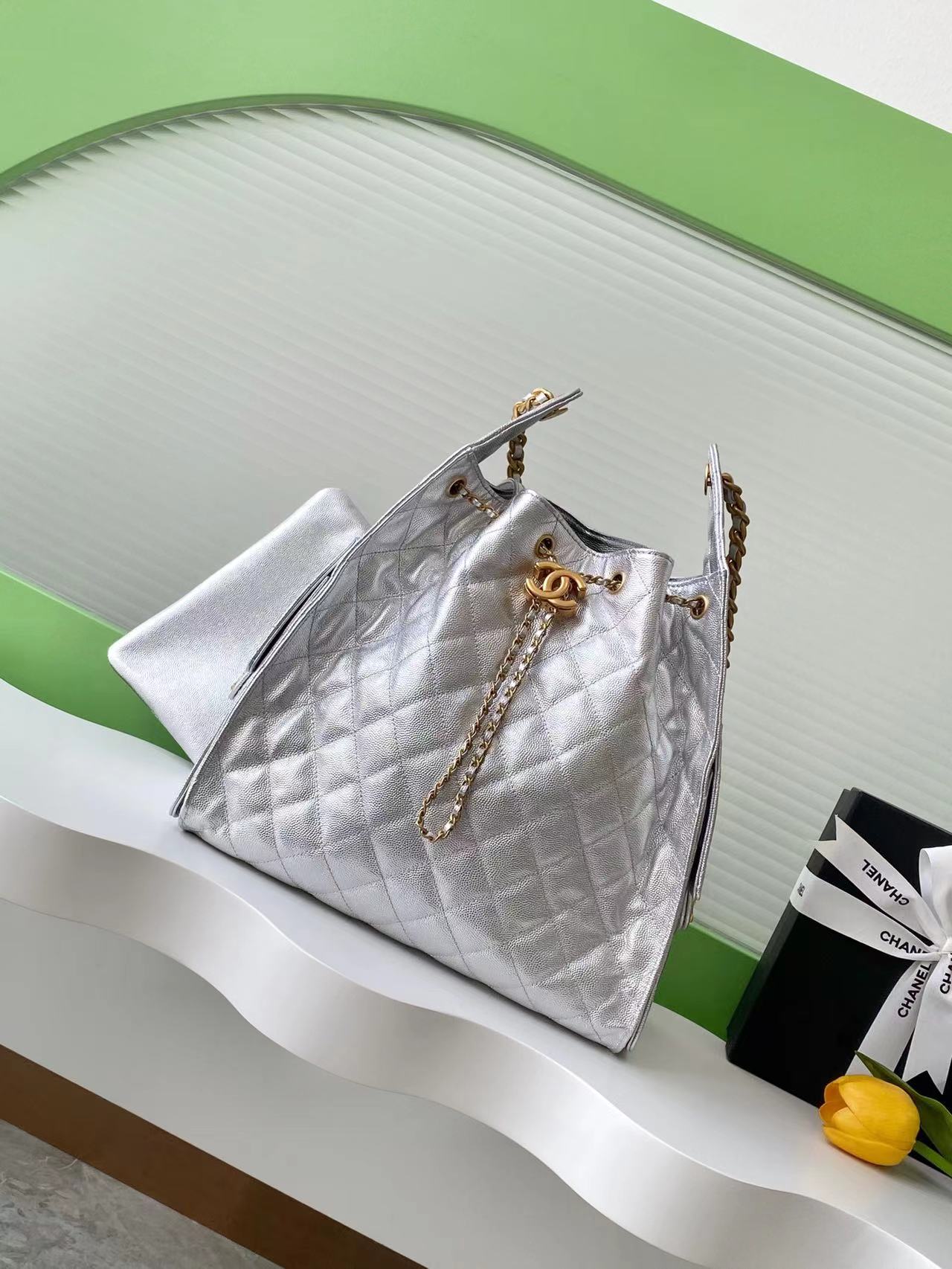 4029-Chanel Metallic Silver Quilted Leather Bag | Futuristic Elegance with Iconic Charm