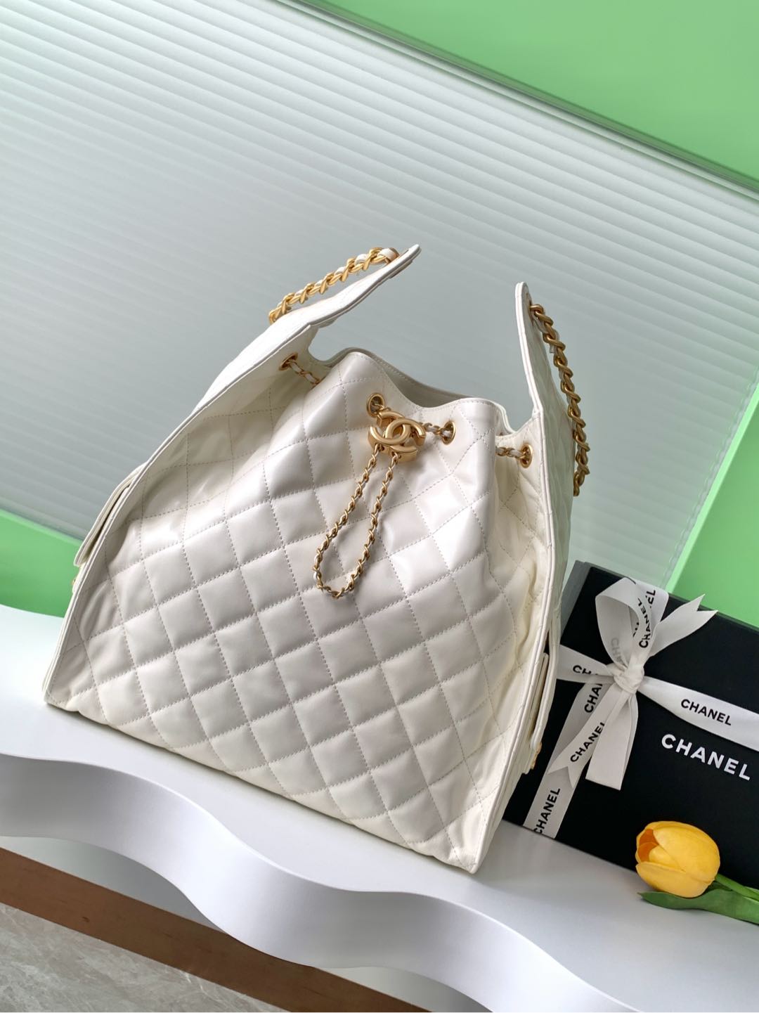 4026-Chanel White Quilted Drawstring Bag | Effortless Elegance Meets Modern Function