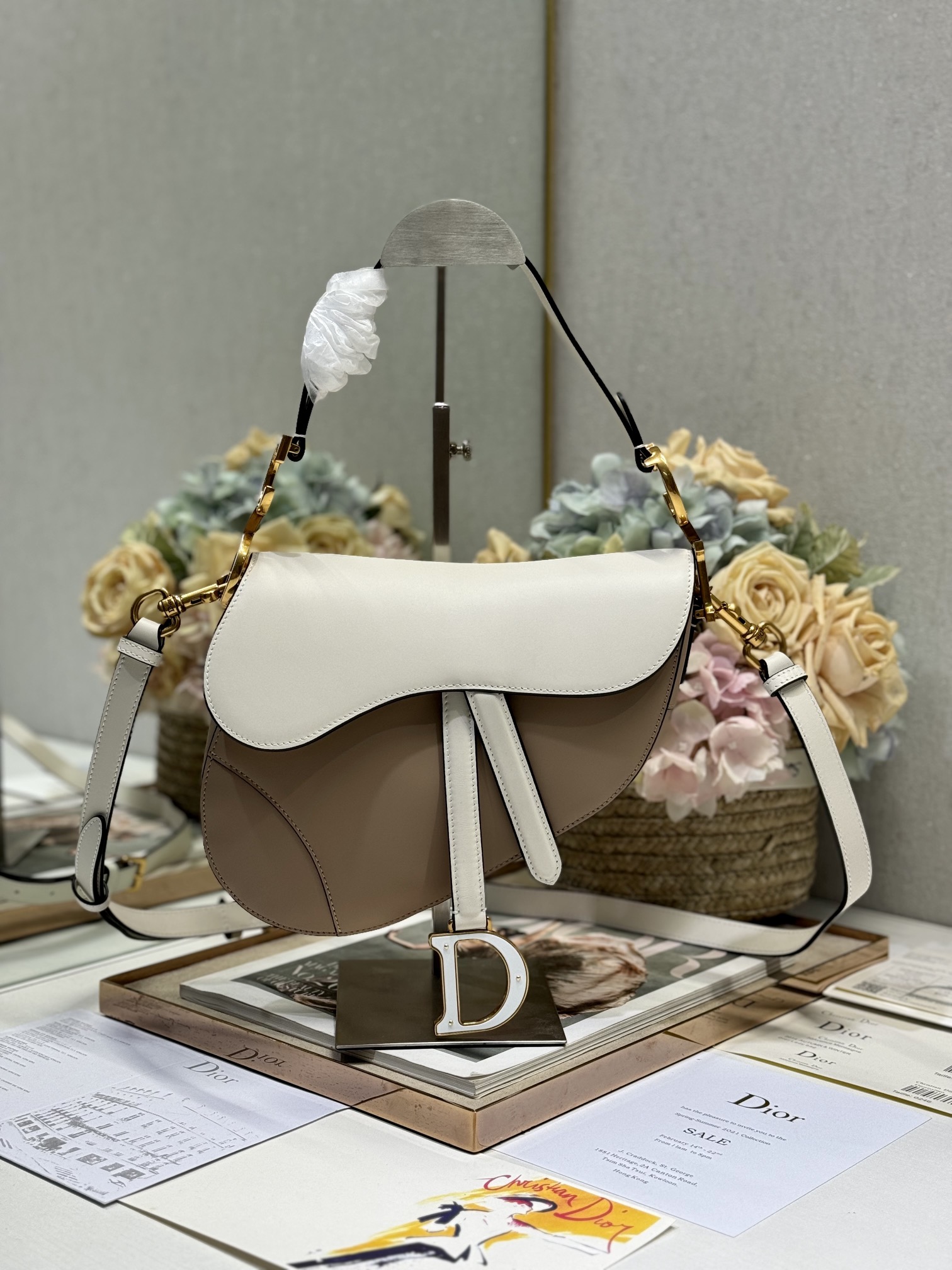 5054-Dior Two-Tone Saddle Bag | Sophisticated Contrast, Iconic Design