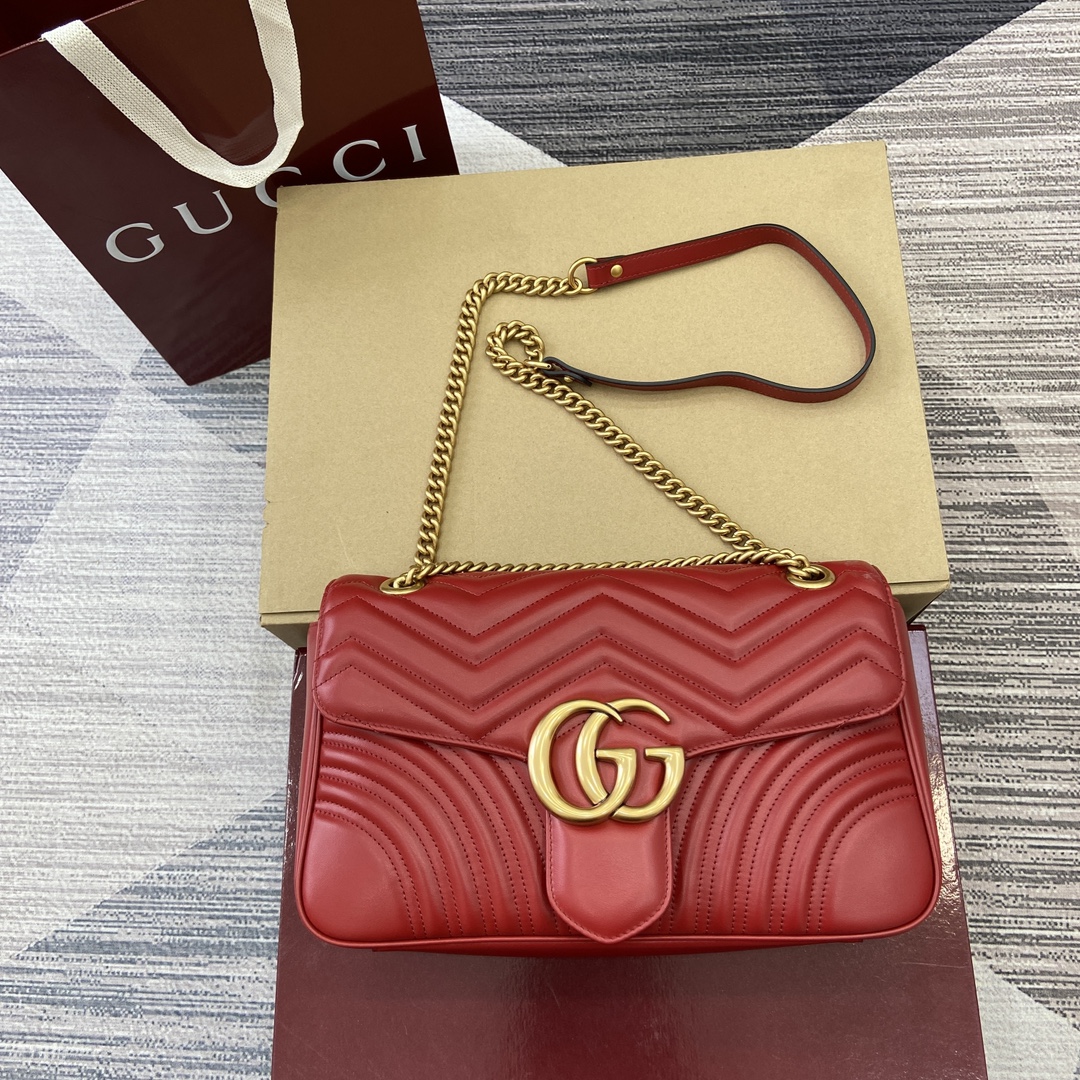 3040-Gucci Red Quilted Leather Shoulder Bag | Bold Elegance with Iconic Flair