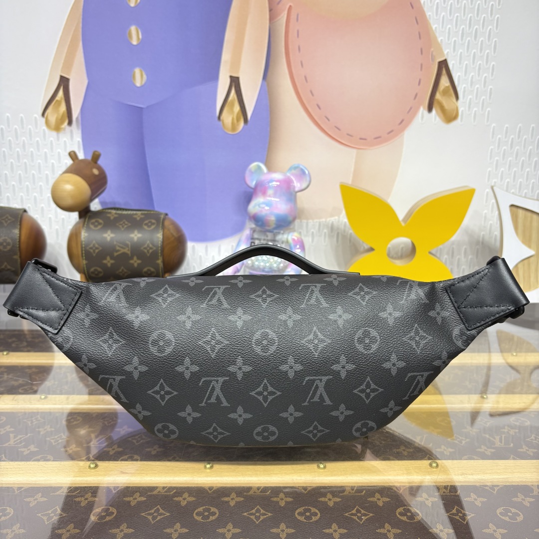 1287-Louis Vuitton Black Monogram Waist Bag | Sleek, Edgy, and the Ultimate Streetwear Essential