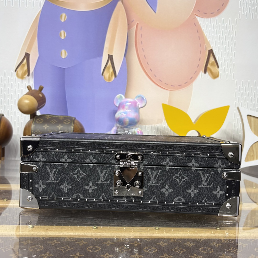 1289-Louis Vuitton Monogram Classic Trunk | A Legacy of Craftsmanship and Timeless Prestige