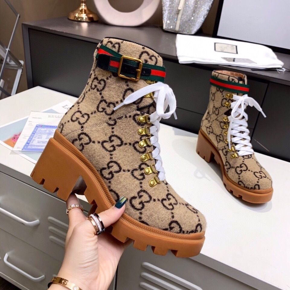Martin boots women's short boots autumn and winter new European and American flower thick heel ankle boots high heel round toe low boots