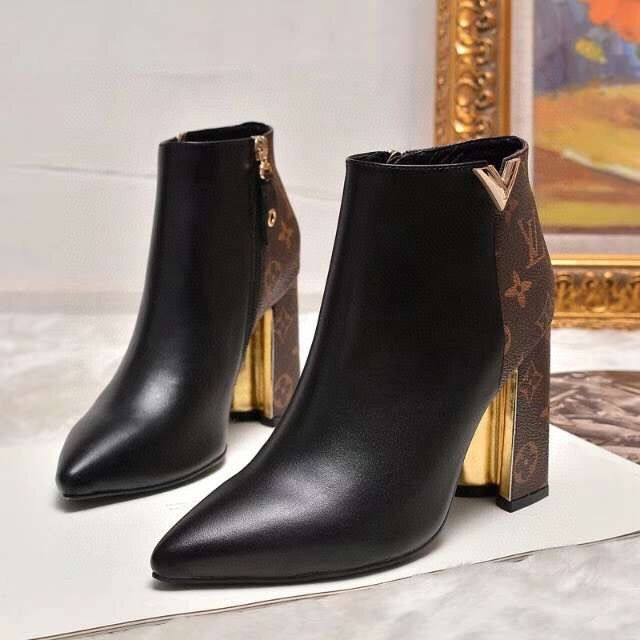 Metal decorative side zipper high-heeled light luxury all-match high-heeled women's short boots S03