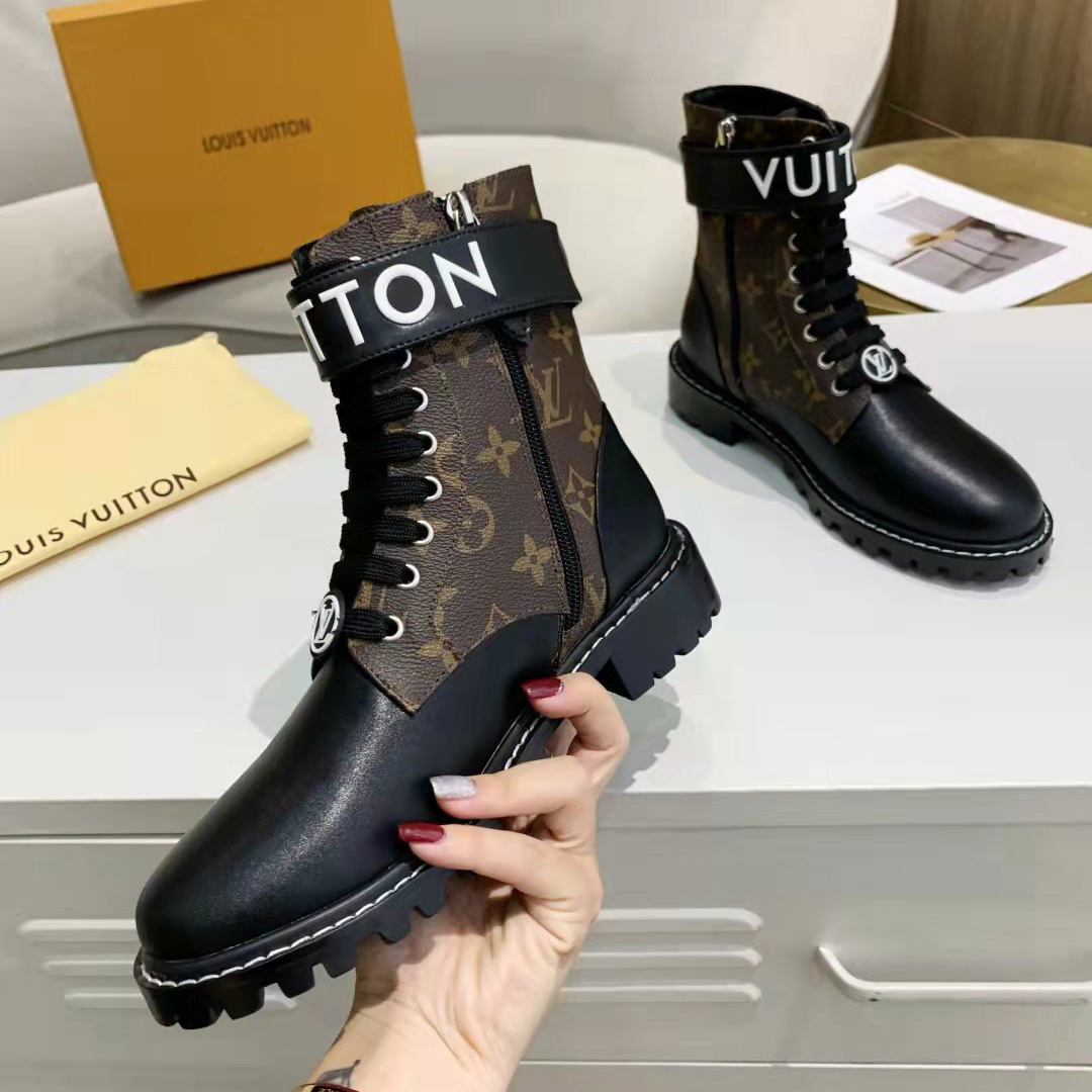 Martin boots women's new leather short boots flat side zipper letter belt niche simple fashion all-match single boots