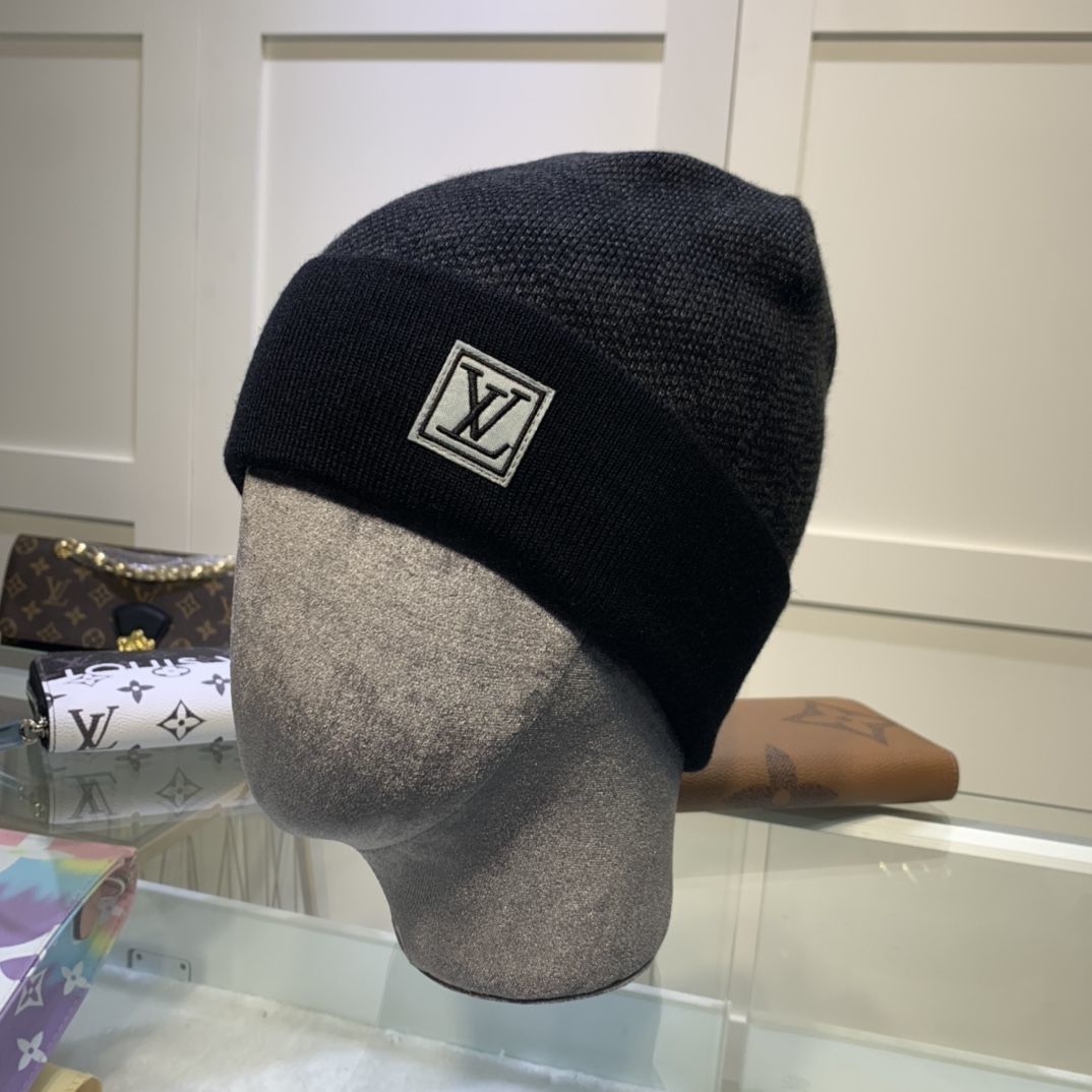 Knitted hat new high-end breathable winter trend hat embroidered plaid wool hat