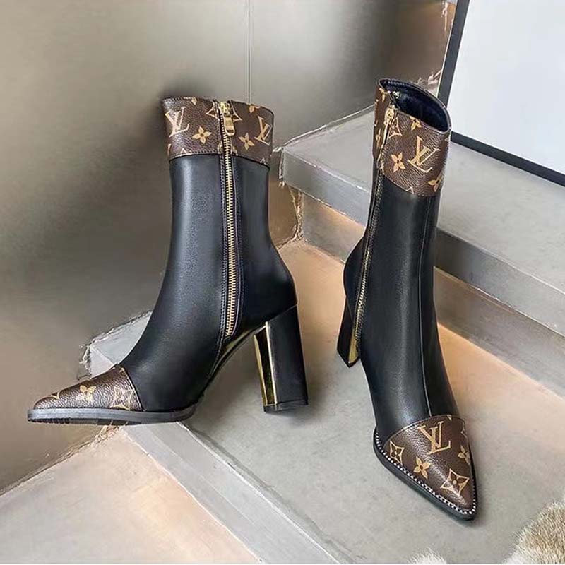 Knight's mid-leg boots, light and luxurious coloured prints and chunky heel