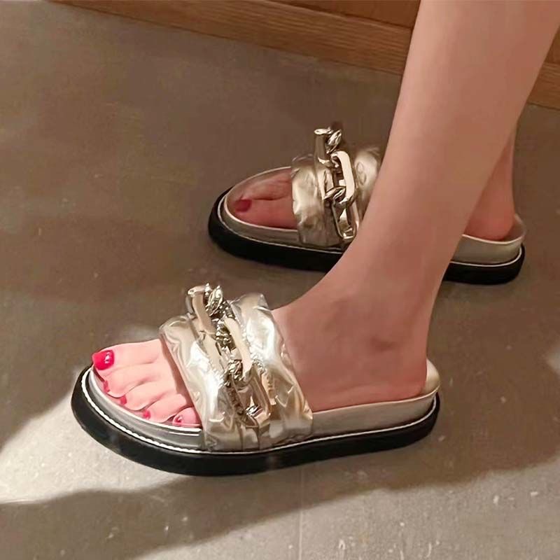 New Silver Latest Fashion Forward Ladies Chain Buckle Platform Beach Slippers
