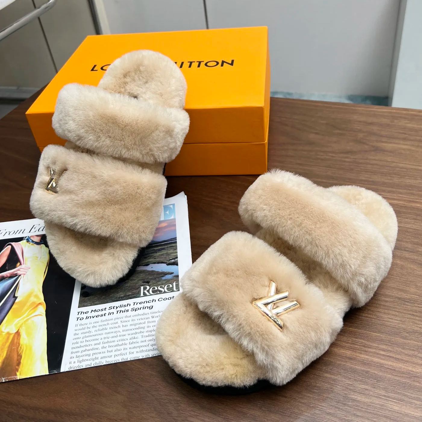 23 Luxury L official website synchronous metal buckle wool slippers soft wool top quality XC0423101609