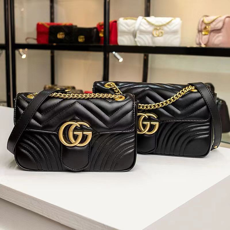 2023 Top Genuine Leather Metal Chain Square Shape Heart Messenger Shoulder Bag