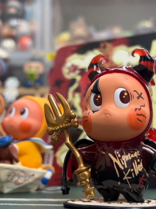 Pop Mart Little Demon Star Hand-Hanging Card Gift Figurine Trendy Toy