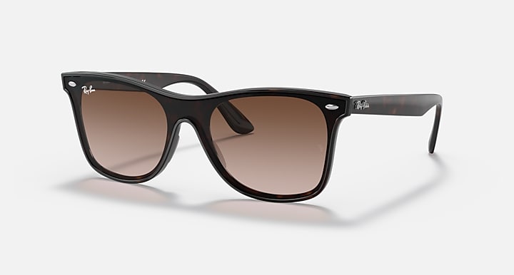 BLAZE WAYFARER