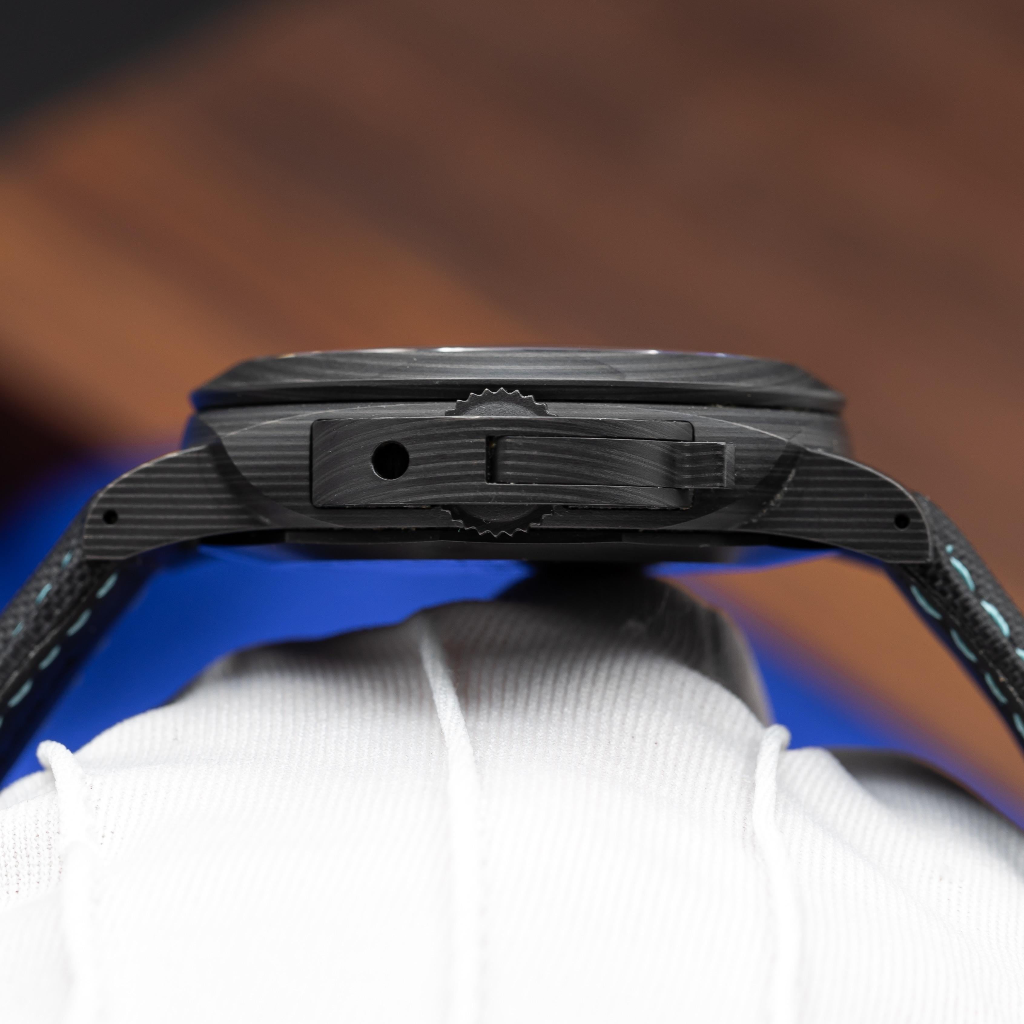 Luminor Marina Carbotech™ 44mm