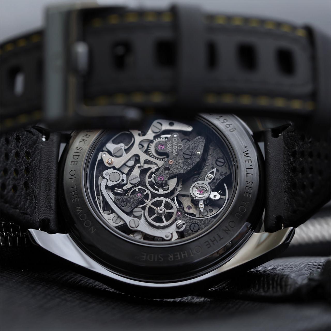 Speedmaster DARK SIDE OF THE MOON Apollo 8 44.25mm