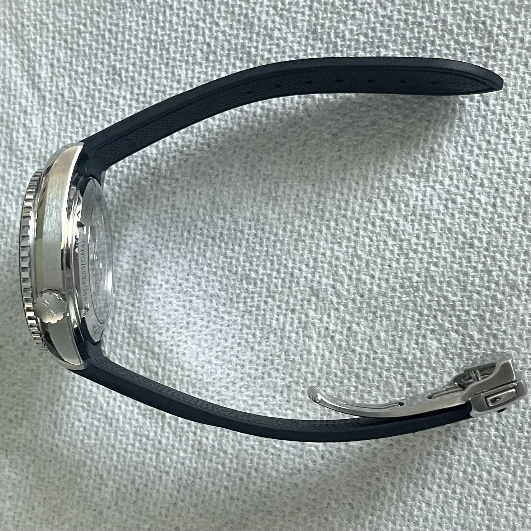 PLANET OCEAN 600M Black 43.5mm