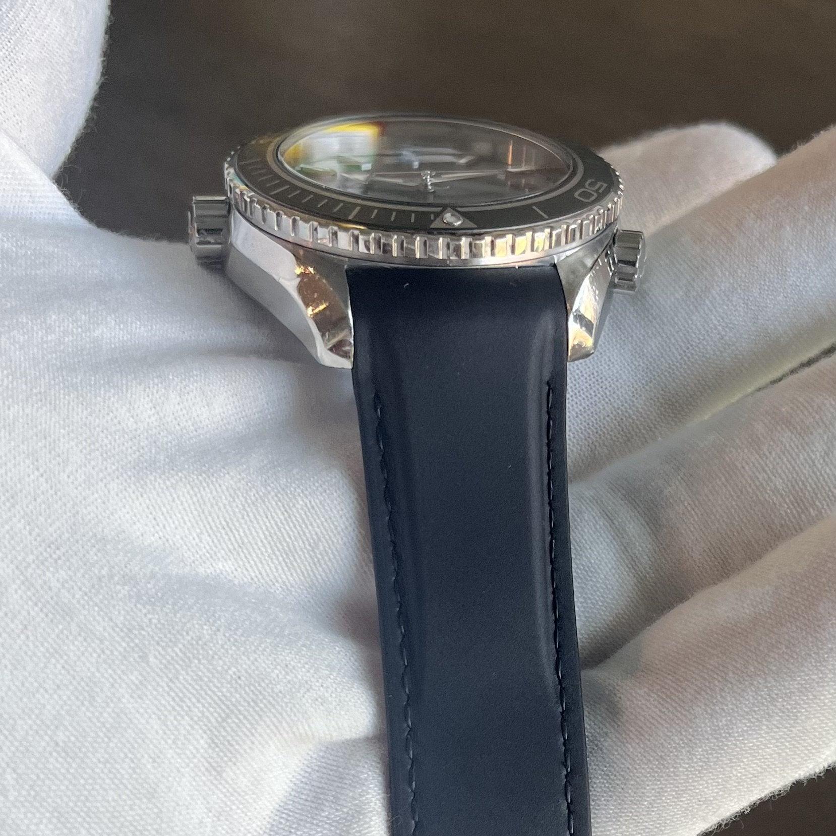 PLANET OCEAN 600M Black 43.5mm