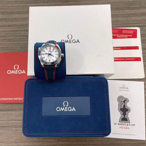 PLANET OCEAN 600M America's Cup 43.5mm