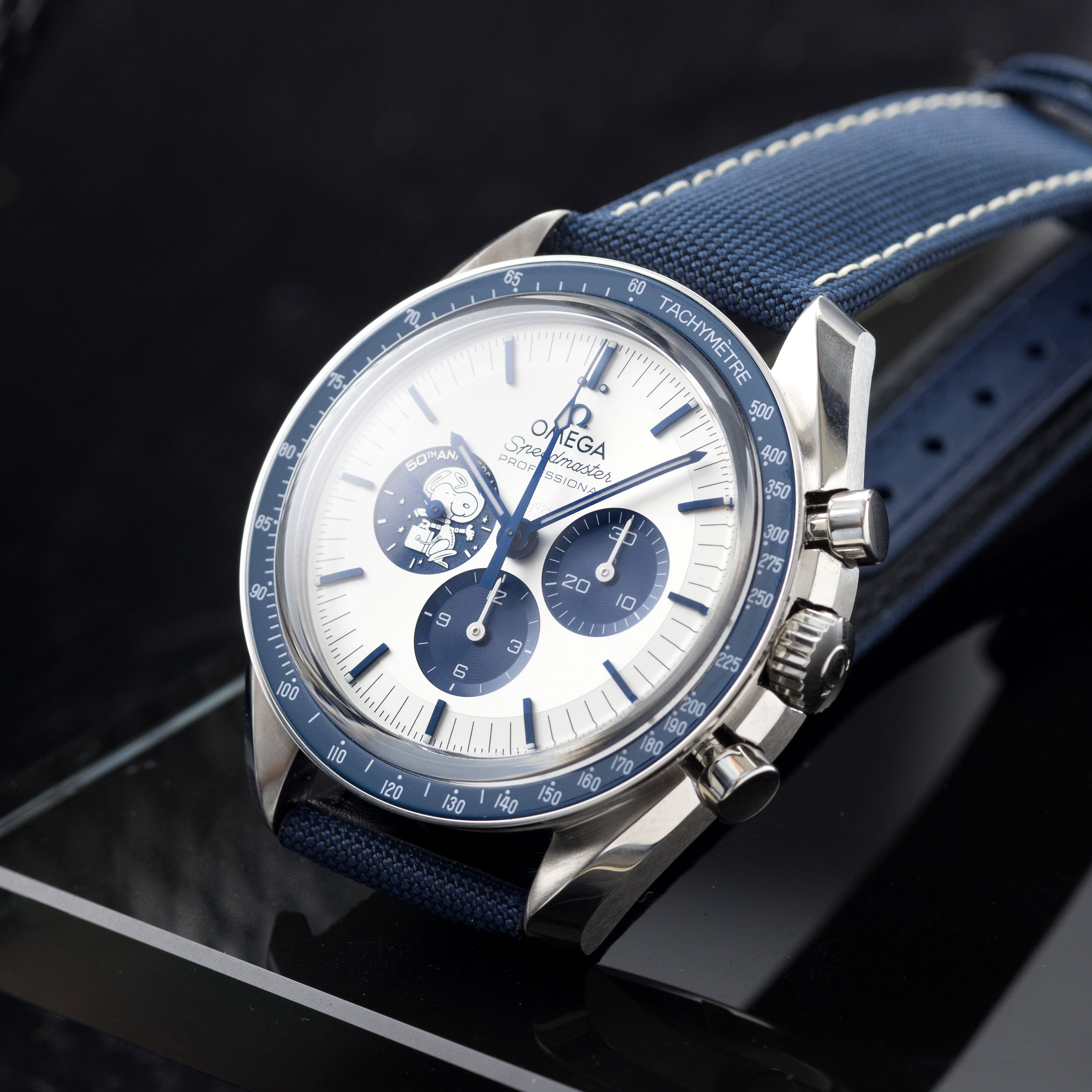 Speedmaster “Silver Snoopy Award” 50th anniversary 42mm