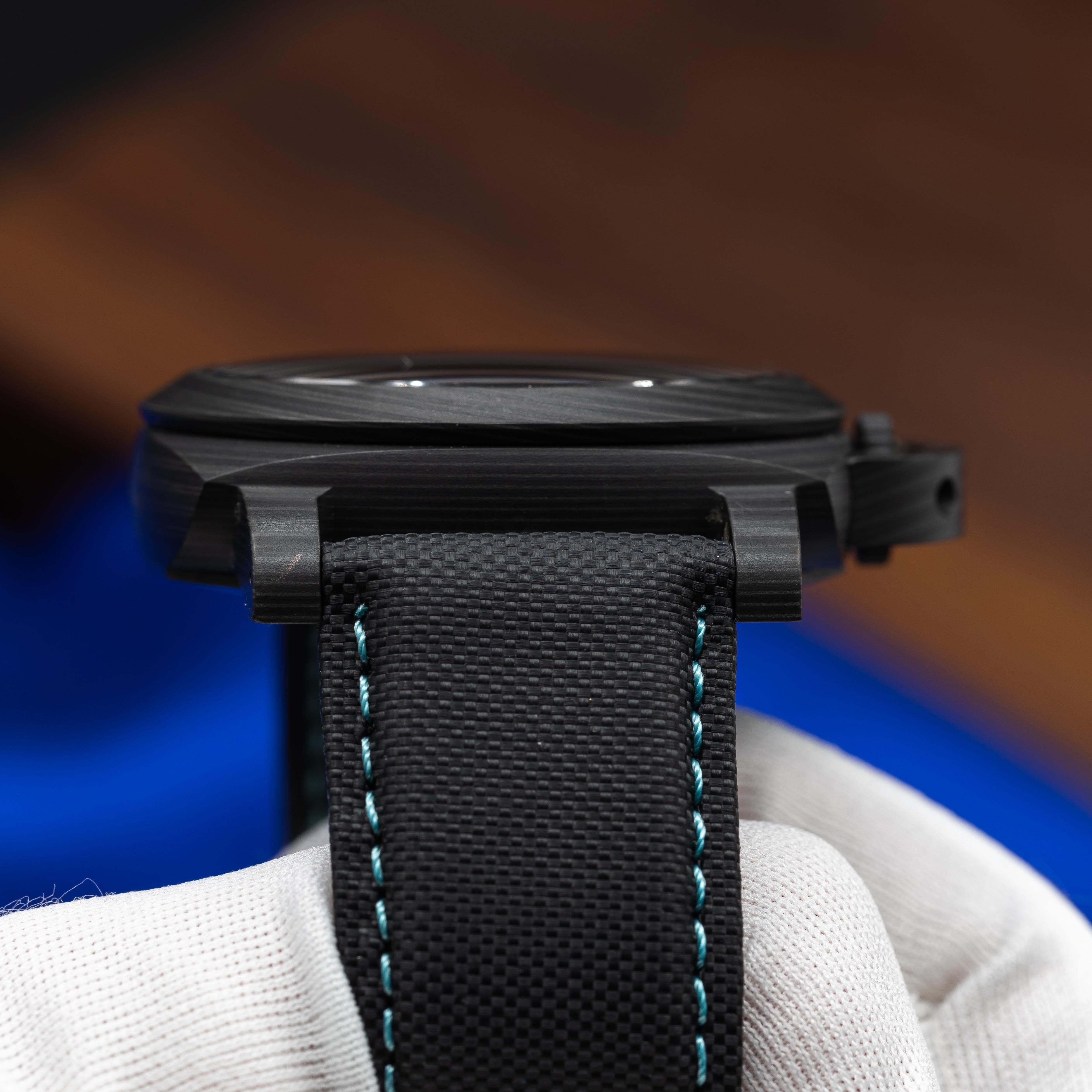 Luminor Marina Carbotech™ 44mm