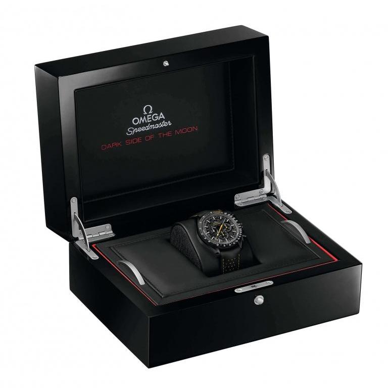 Speedmaster DARK SIDE OF THE MOON Apollo 8 44.25mm