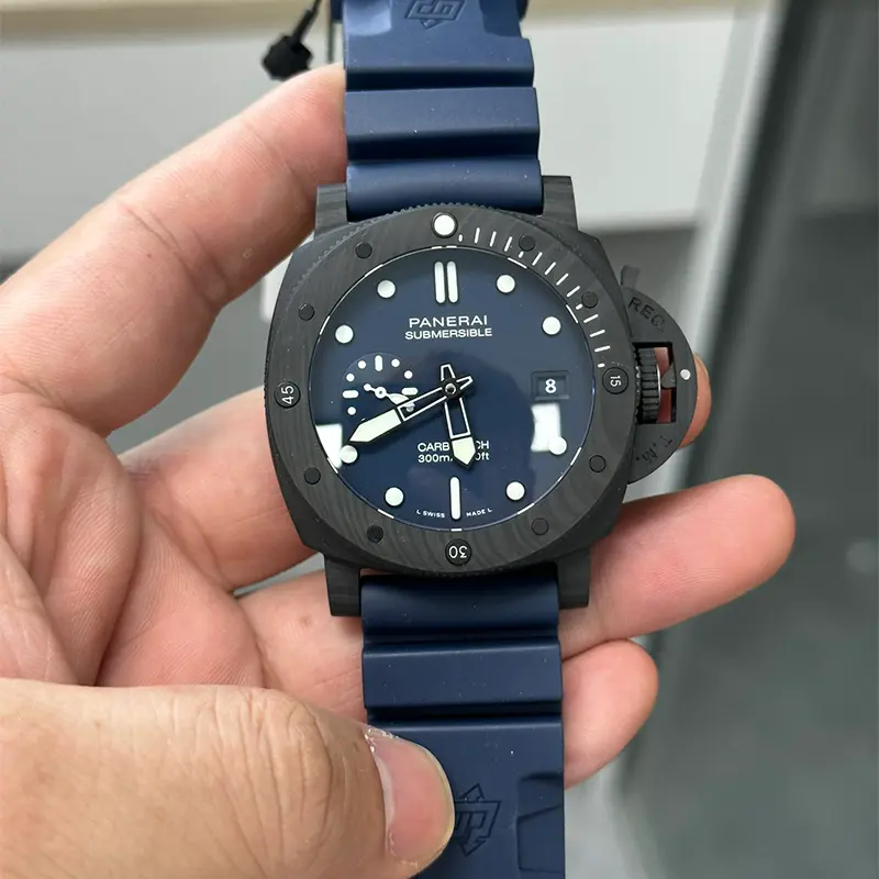 Submersible QuarantaQuattro Carbotech™ Blu Abisso 44mm