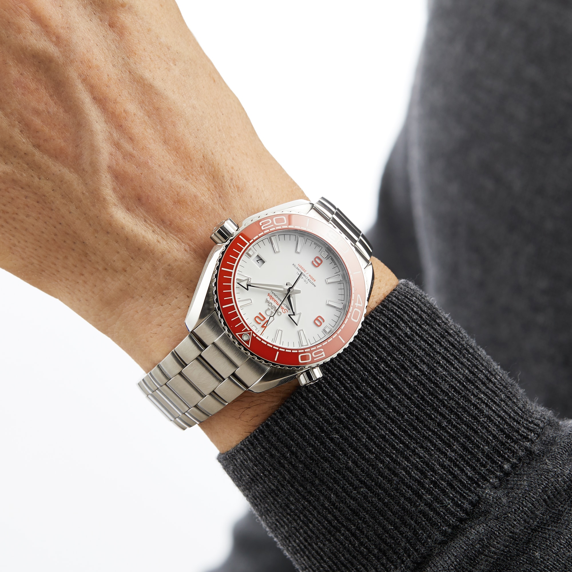 PLANET OCEAN 600M White / Orange 43.5mm