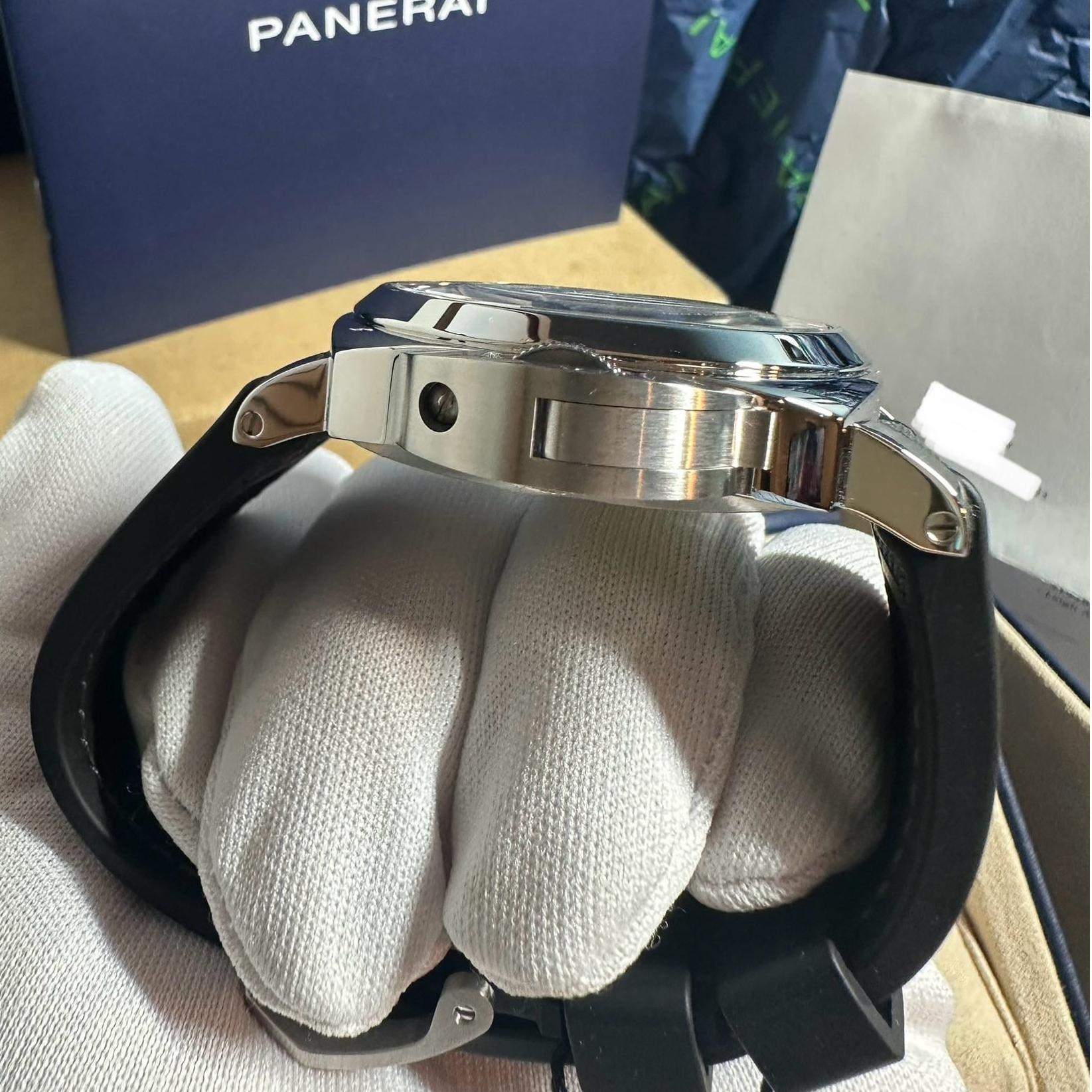 Luminor Luna Rossa 44mm