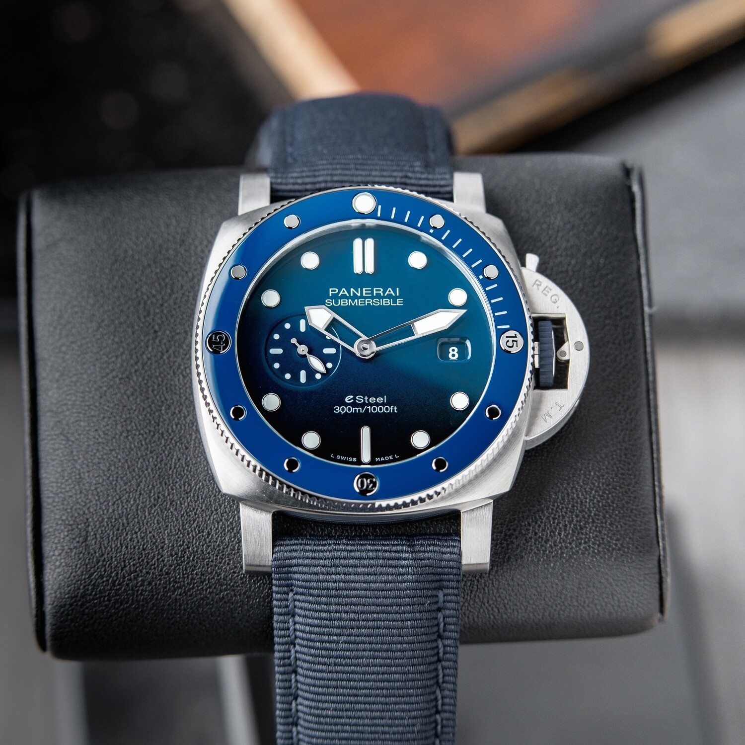 Submersible QuarantaQuattro ESteel™ Blu Profondo 44mm