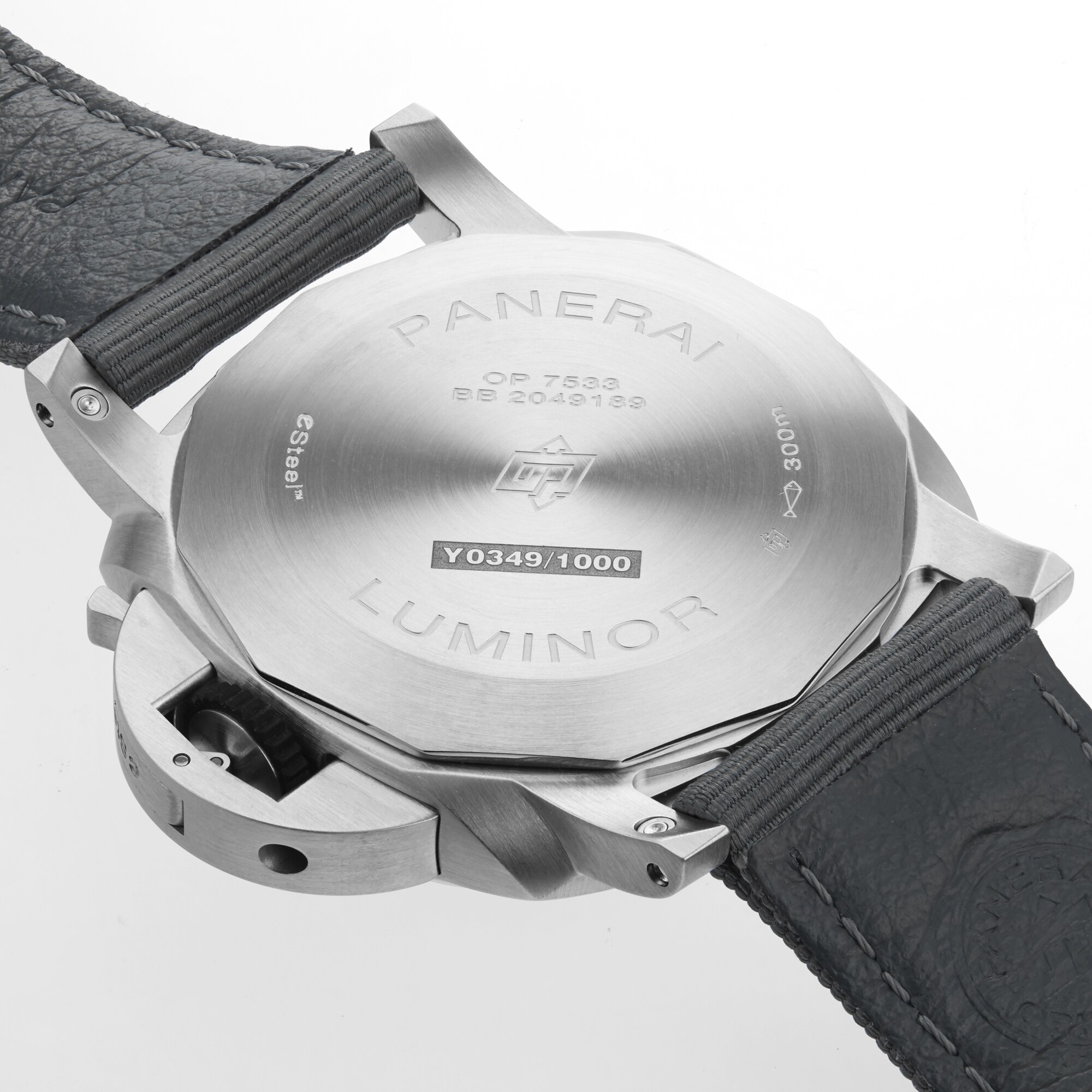 Luminor Marina ESteel™ Grigio Roccia 44mm