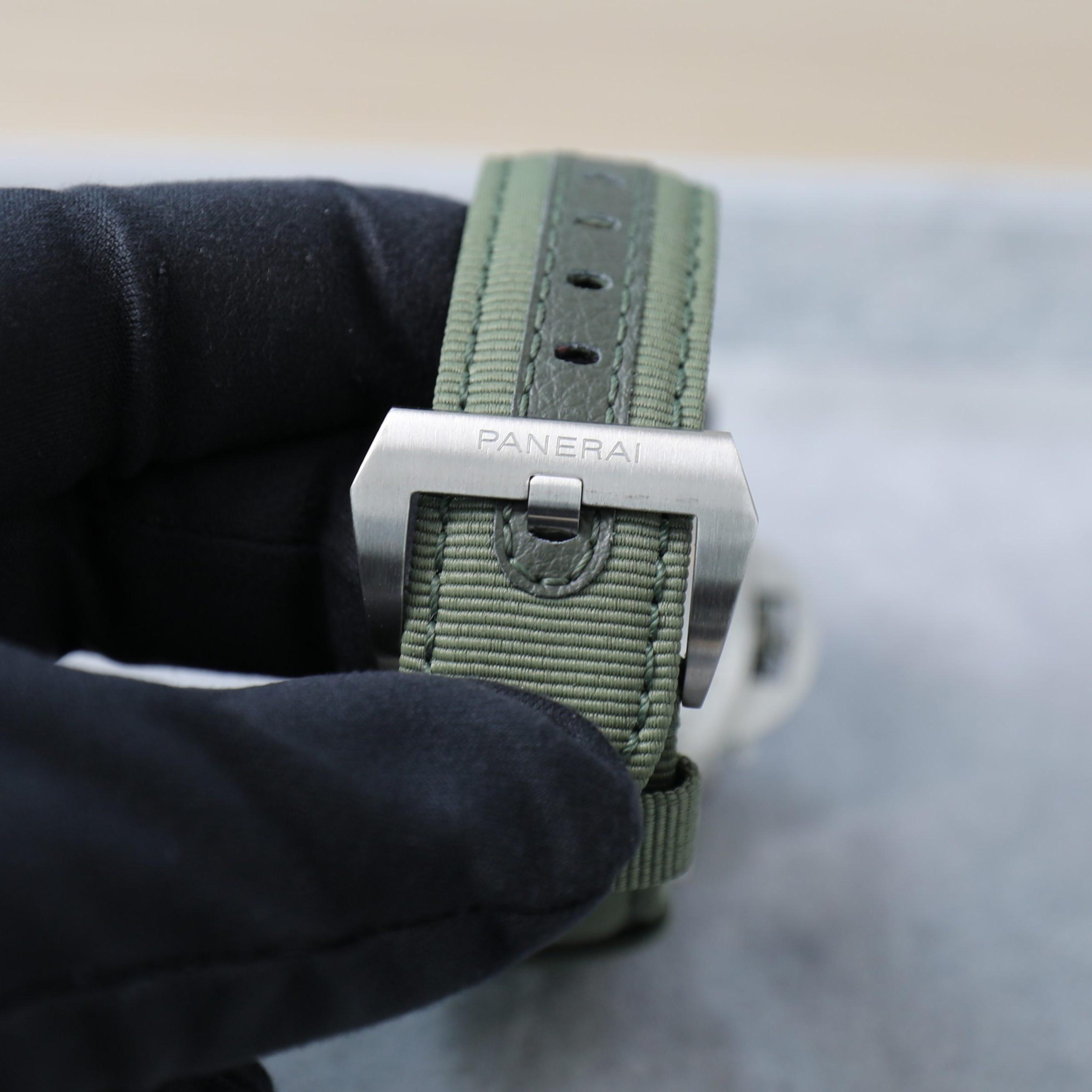 Submersible QuarantaQuattro ESteel™ Verde Smeraldo 44mm