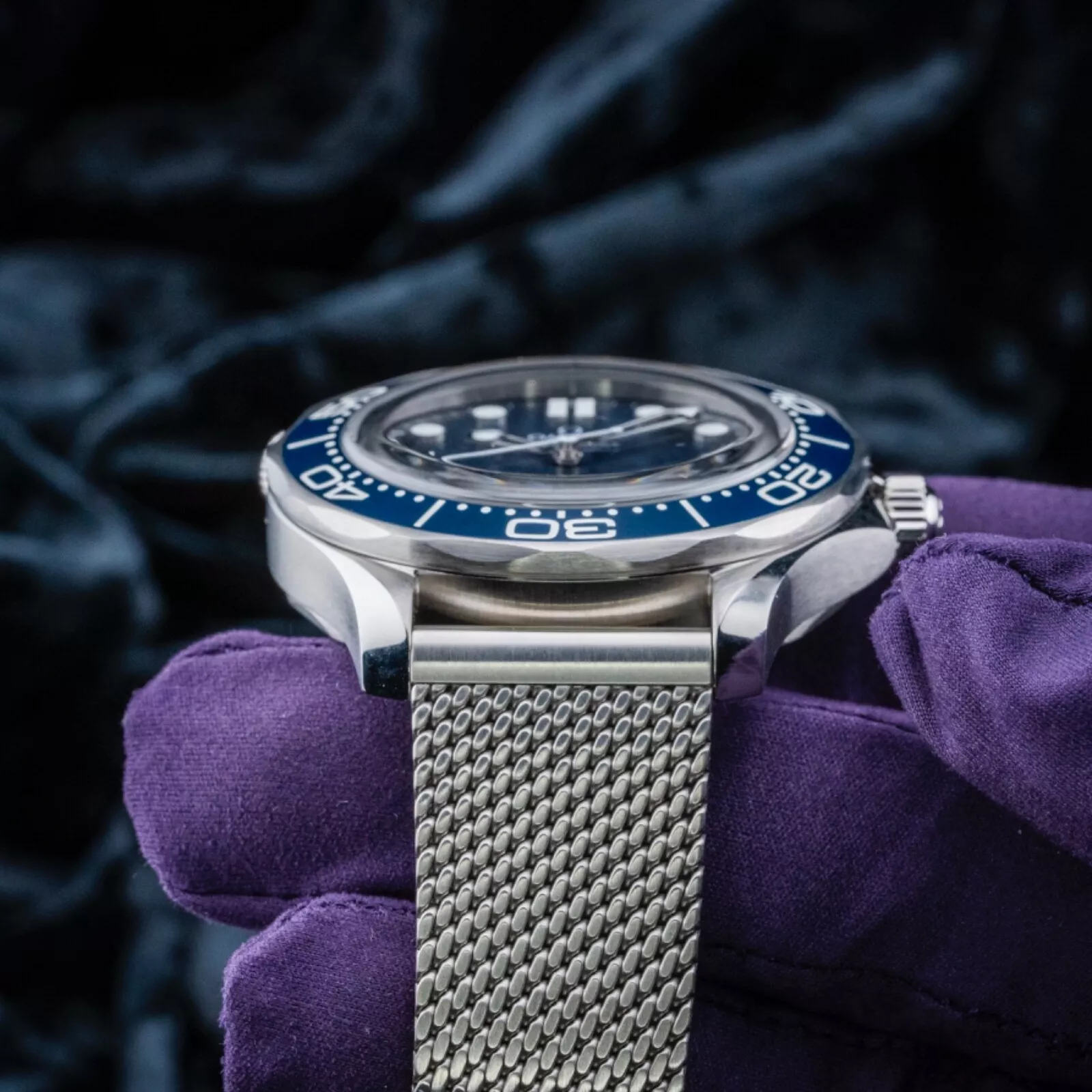 Seamaster Diver 300m James Bond 60th Anniversary 42mm